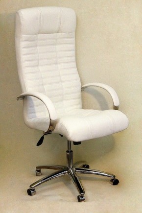 Кресло для руководителя Атлант КВ-02-131111-0402 в Серове - serov.mebel24.online | фото 3